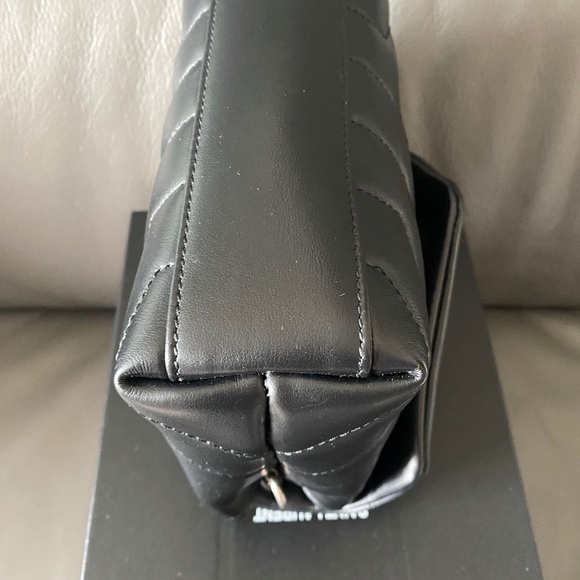 YSL Loulou Toy - Picture 11 of 14